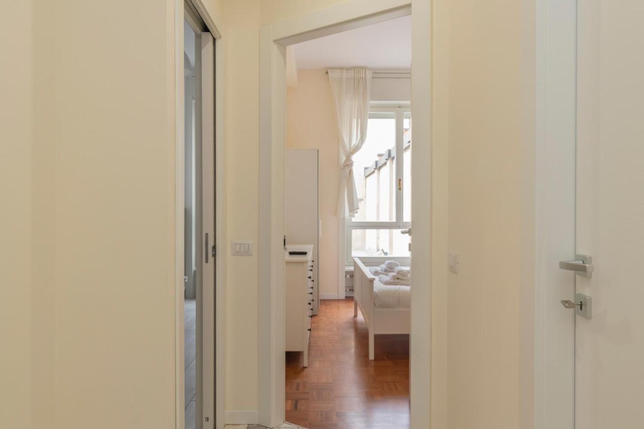 Joivy Modern 2Bed Flat With Balcony, 250M From M5 Foppa And M2 Sant'Agostino Appartement Milaan Buitenkant foto